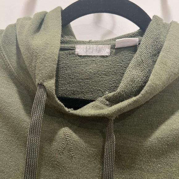 UO Military green cropped hoodie - Picture 4 of 5